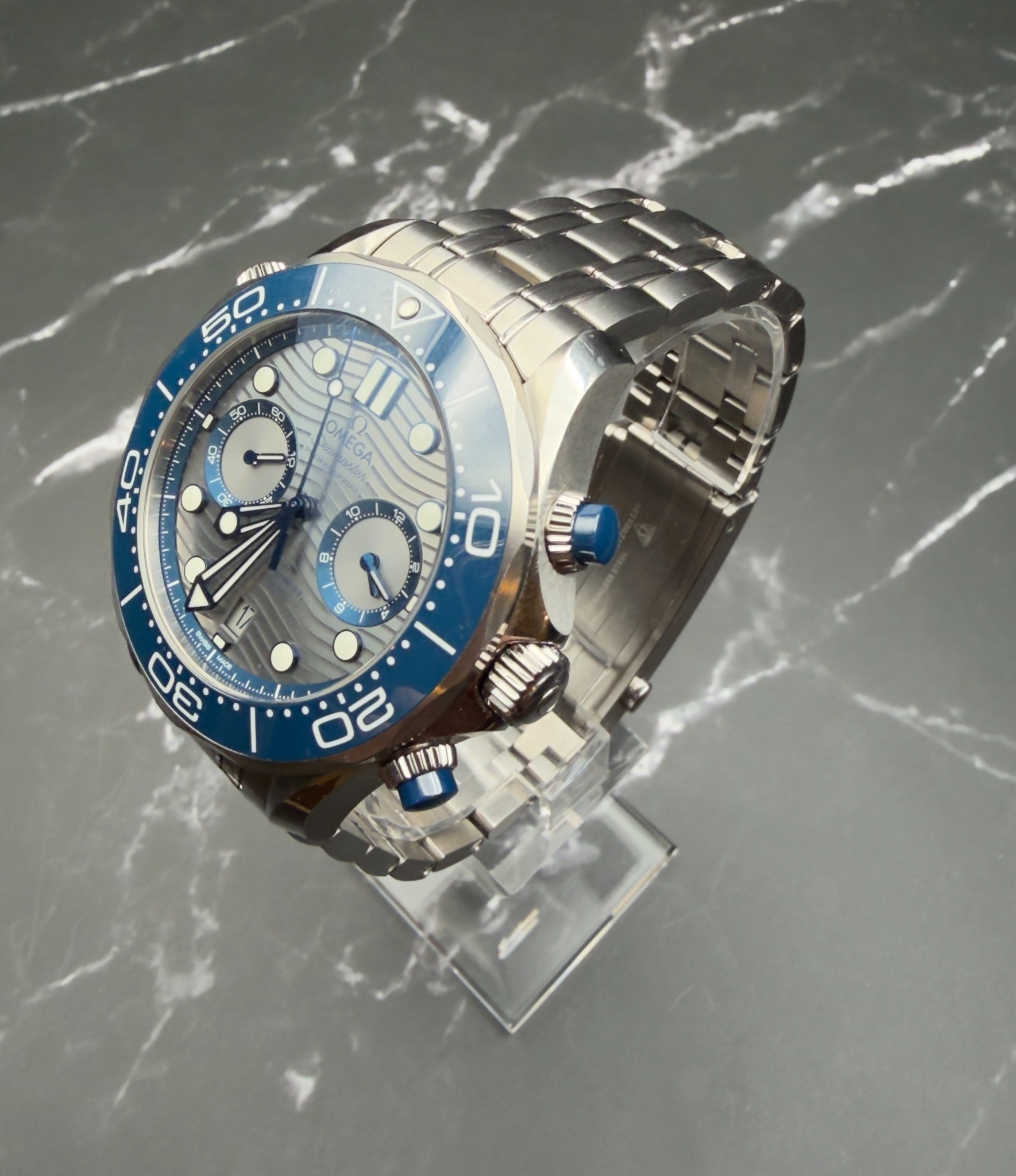Omega Seamaster Diver 300M angled dial view